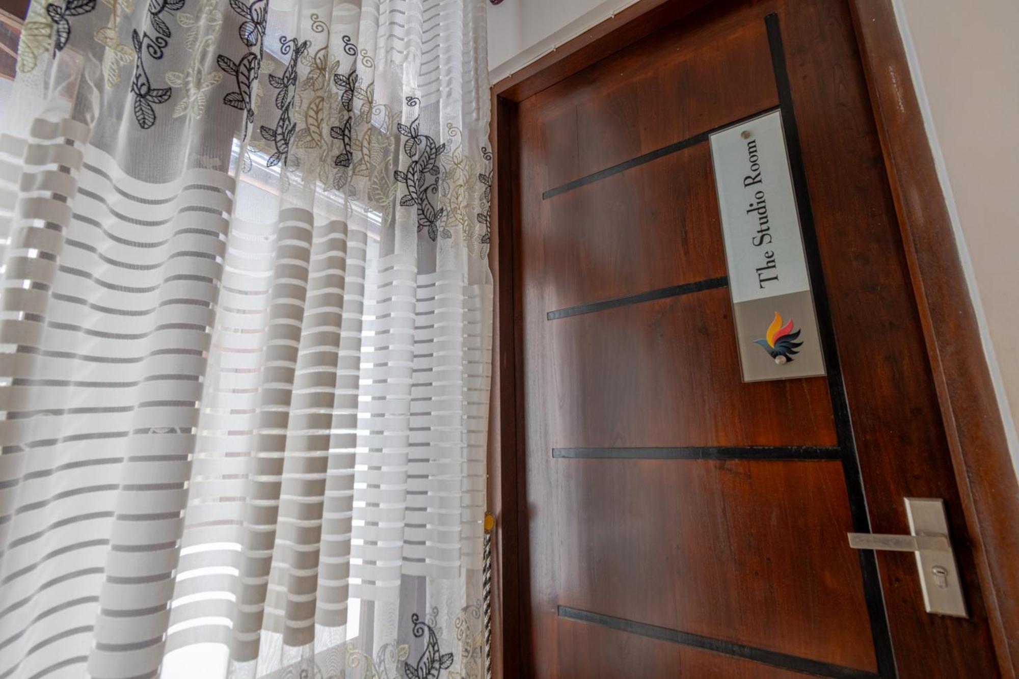 Hotel Bella Vista アヌラーダプラ エクステリア 写真